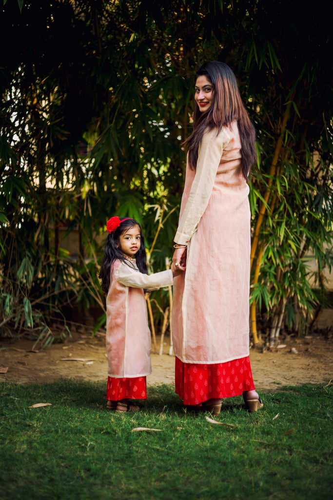 indo western for mom and baby girl